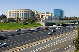 University Circle vid University Avenue och U.S. Route 101.