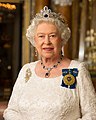 Elizabeth II wearing the George VI Victorian Suite