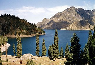 Himmelssee in den nördlichen Ausläufern des Bogda Shan