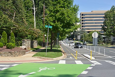 Bethesda Trolley Trail at Edson Ln and Woodglen Drive in North Bethesda