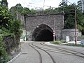 Tramvajový tunel spojující nábřeží s centrem (foto od nábřeží)