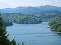 Lokvarsko jezero i Risnjak u pozadini