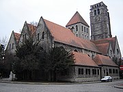 Längsdächer des frühgotischen Hallenchors (Anf. 13. Jh.) von St-Brice in Tournai