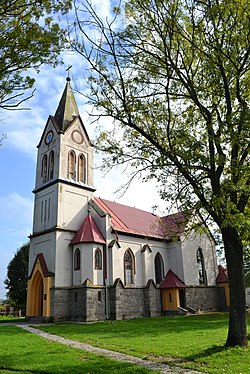 Roman Catholic church in Trenč