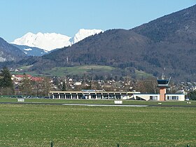 Vue panoramique de l'aéroport.