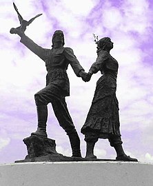 Statue of a Laz man and woman in Arhavi (Arǩabi)