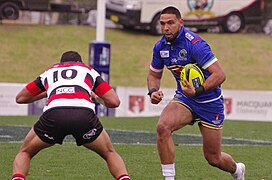 Curtis Rona playing for Sydney in 2018