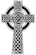 Ornamental versjon av keltisk kors med dekorativt knute- og flettverk