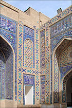 Amavesi e-Quranic, i-Shahizinda mausoleum, iSamarkand, i-Uzbekistan.