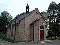 Chapelle au cimetière de Zręcin.