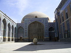 Sheikh Safi's tomb