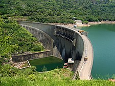 Aerial view of the Victoria Dam, showing the closed spillways.