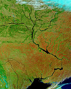 photo satellite : réservoirs sur le Dniepr.