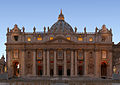 12. A római Szent Péter-bazilika homlokzata kora este (Vatikán) (javítás)/(csere)