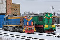 ТЭМ2-5894 и ЧМЭ3Т-5790 в депо Караганда, Казахстан