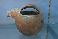 ケルマ文化の陶磁器水差し