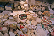 乳製品の一種、チーズ。