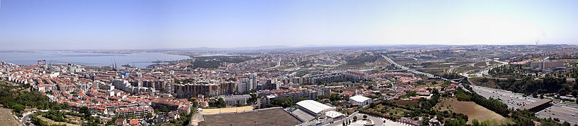 Vue panoramique d'Almada.