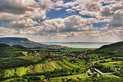 A Balaton, 1989. március 17. óta a rámszari egyezmény hatálya alá tartozik.[1]