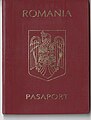 Romanian Passport issued in January 2000 (June 1994 - January 2002)