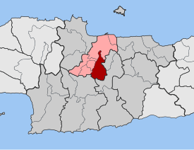 Localização da unidade municipal de Témenos (vermelho) no município de Heraclião (rosa) e na unidade regional homónima