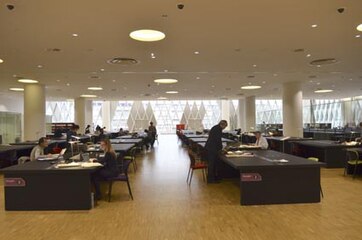 Archives nationales (France) : salle de consultation du site de Pierrefitte-sur-Seine.