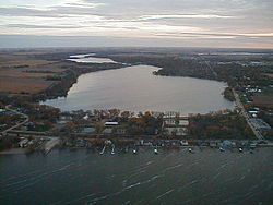 Hình nền trời của Thành phố Spirit Lake