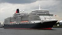 The Cunard passenger ship Queen Elizabeth arrives in Hamburg.