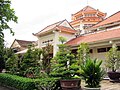 Bảo tàng tỉnh Đồng Tháp đặt ở thành phố Cao Lãnh.