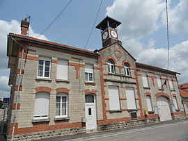 The town hall in Glannes