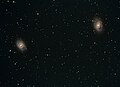 Messier 95 (à esquerda) e Messier 96 (à direita)