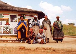 Ndebele-vroue in Loopspruit