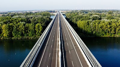 The D4 crossing the Danube river