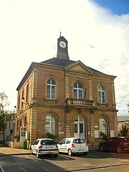 The town hall in Molliens-Dreuil
