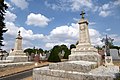 Monuments (allemand et français) aux morts de la guerre de 1870-1871 du cimetière Saint-Cheron, Chartres, Eure-et-Loir (France).