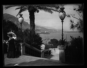 Monte-Carlo : escalier de la gare (avril 1905) par Eugène Trutat – photothèque du muséum de Toulouse.