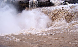 黃河嘅壺口瀑布，係中國第二大嘅瀑布