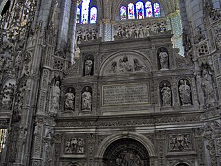 Sepulcro del cardenal Mendoza en la catedral de Toledo.