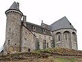 L’église fortifiée de Saint-Angel.