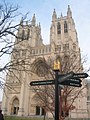 Fachada de la Catedral Nacional de Washington (The Washington National Cathedral).