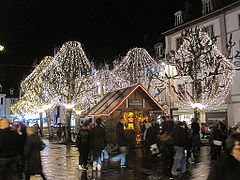 Maison du Père Noël place Guillaume Farel.