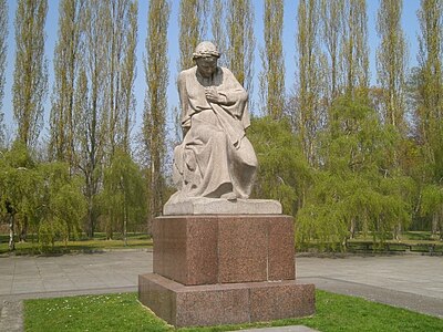 Estatua de la “Madre Patria”.