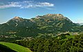 La Grigna, sopra Lierna, è la montagna che Leonardo da Vinci definiva “montagna pelata” con le Cascate del Cenghen