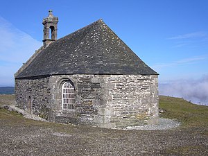 Chapel Sant Mikael e lein Menez Mikael