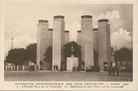 Intrare a expoziției din 1925 din Place de la Concorde de Pierre Patout