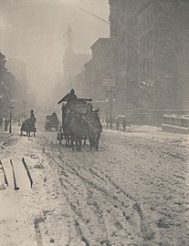 Альфред Стиглиц. Зимой – на Пятой авеню, 1893, фотография