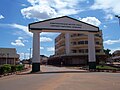 Vue de l'entrée du quartier universitaire