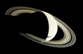 Saturn aus 5,3 Mio. km Entfernung