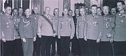 A tábornoki kar 1944-ben (Csatay Lajos középen áll)