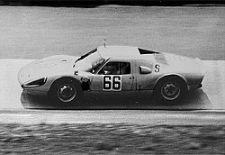 Egy Porsche 904 kormánya mögött (1966)
